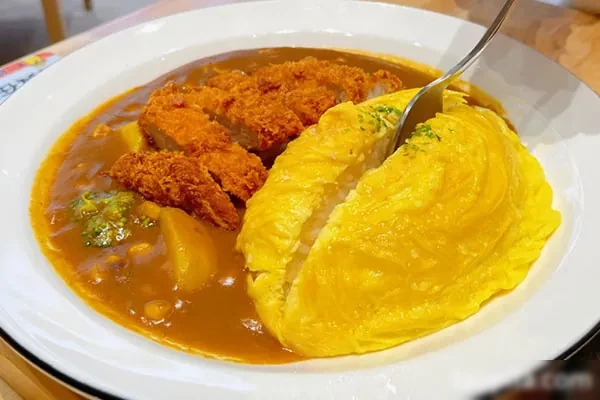 图片[1]-咖喱蛋包饭全套技术配方和视频教程含开店技巧-小吃方略网