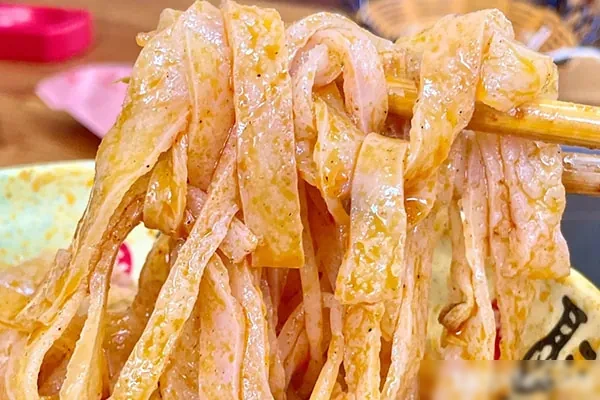 图片[1]-凉皮铺子技术配方和视频教程-小吃方略网