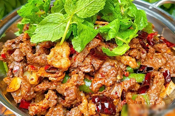 图片[1]-云南顶顶牛实体店干锅牛肉技术-小吃方略网