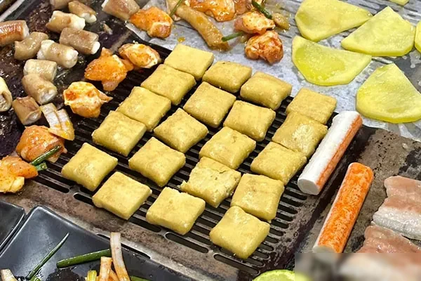 成都游击小豆腐烤肉店资料(自助烤肉加锡纸烧烤)-小吃方略网