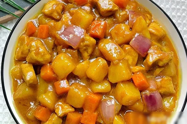 香咖喱鸡——南洋风味的2种做法-小吃方略网