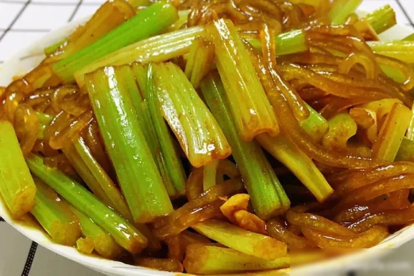 芹香粉条视频教程-小吃方略网